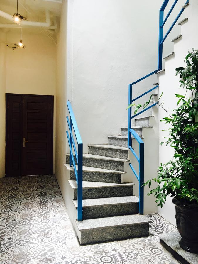 Awa Downtown Hostel Hanoï Extérieur photo