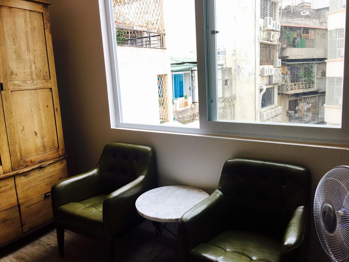 Awa Downtown Hostel Hanoï Extérieur photo
